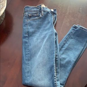 GAP True Skinny Jeans 27R. Great condition